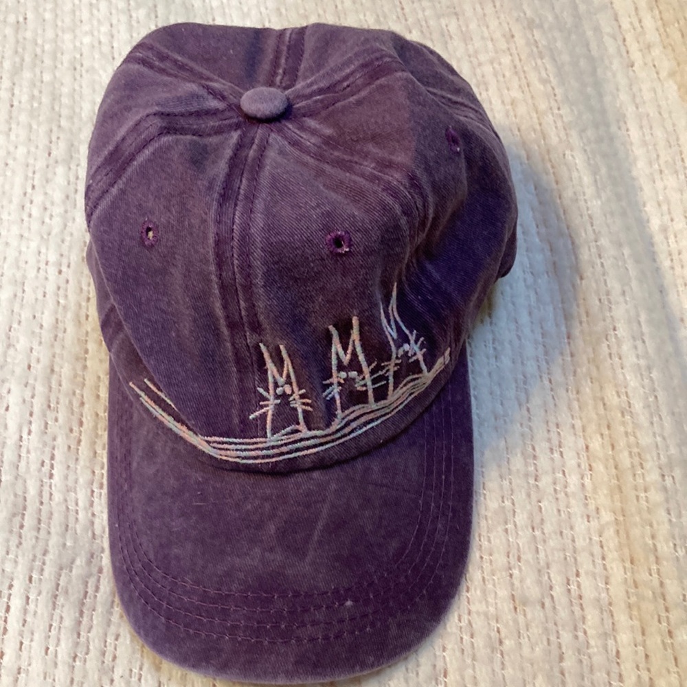 Cat lady box cap